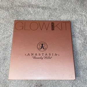 Anastasia Glow Kit